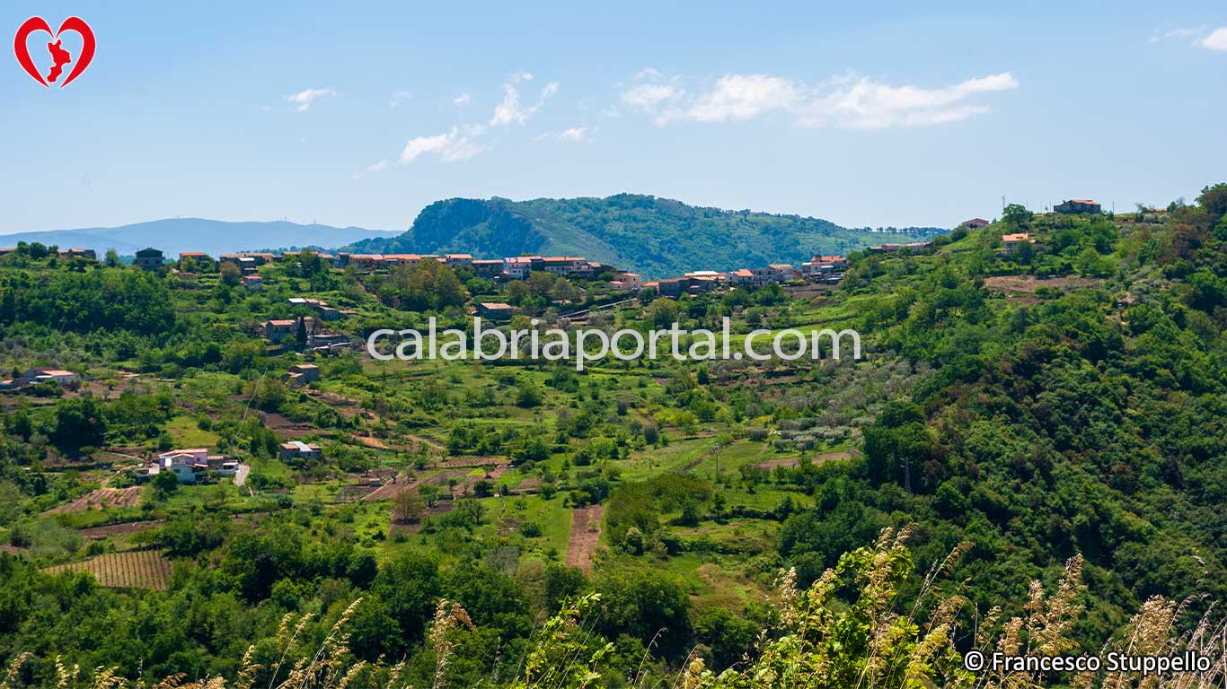 Scorcio del Borgo di Vadi di Belmonte Calabro (CS)