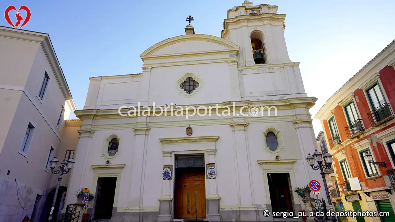 Facciata della Cattedrale di Crotone Facciata della Cattedrale di Crotone