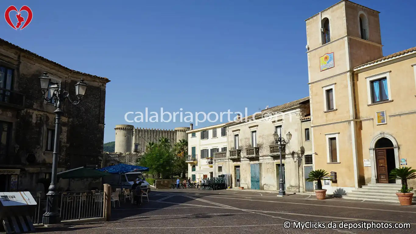 Scorcio di Piazza Campo a Santa Severina (KR)