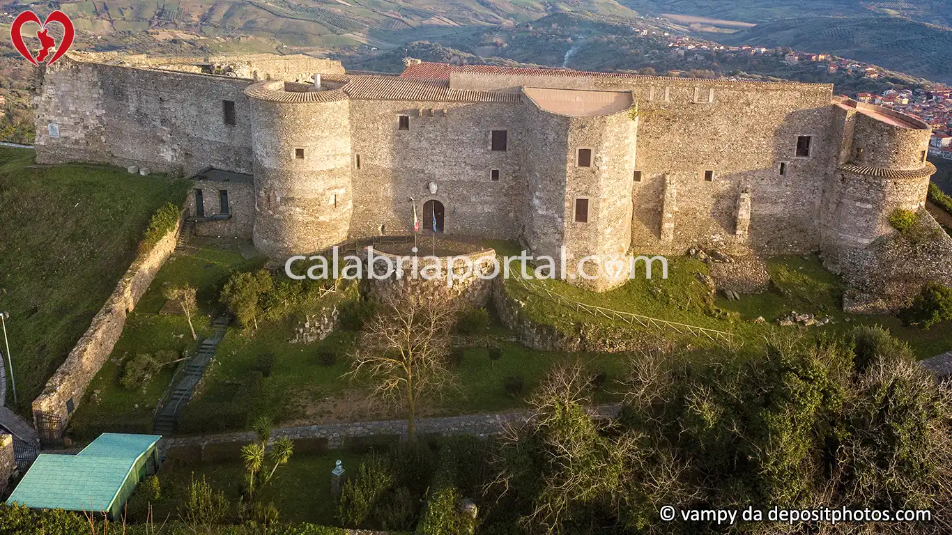 Castello Normanno-Svevo di Vibo Valentia Castello Normanno-Svevo di Vibo Valentia