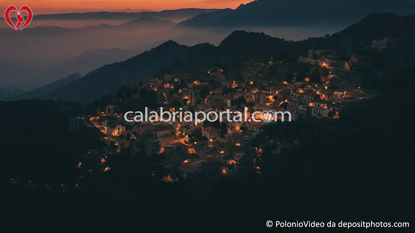 Scorcio Notturno del Borgo di Bova Scorcio Notturno del Borgo di Bova