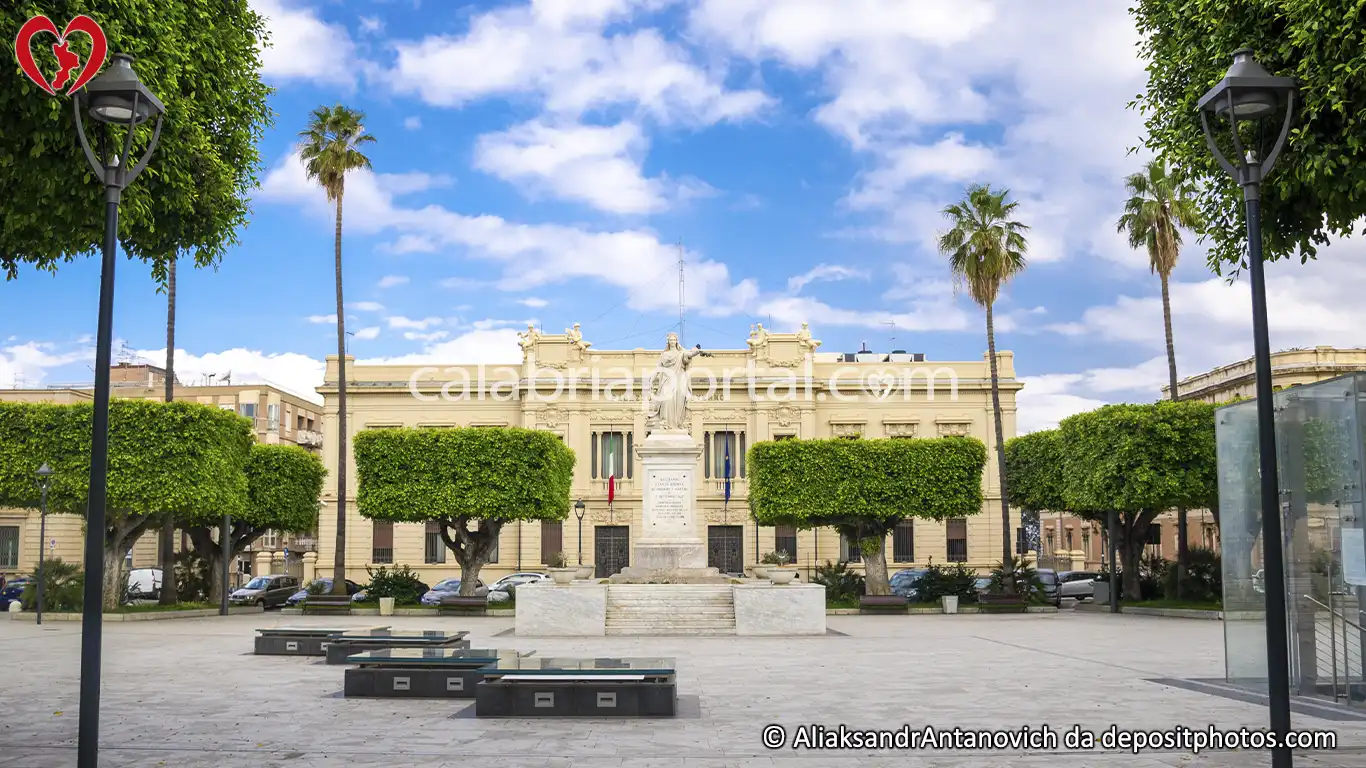 Scorcio di Piazza Vittorio Emanuele II a Reggio Calabria