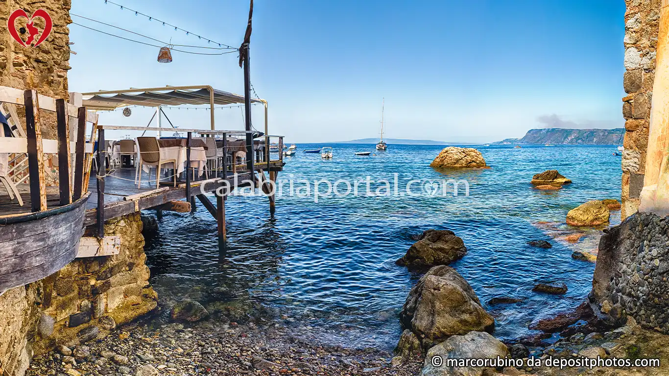 Scorcio di Chianalea di Scilla - Calabria
