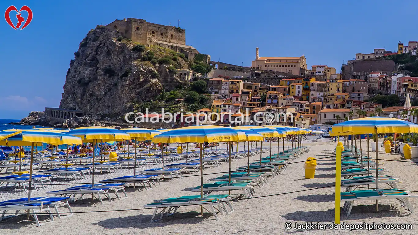 Spiaggia delle Sirene a Scilla Spiaggia delle Sirene a Scilla