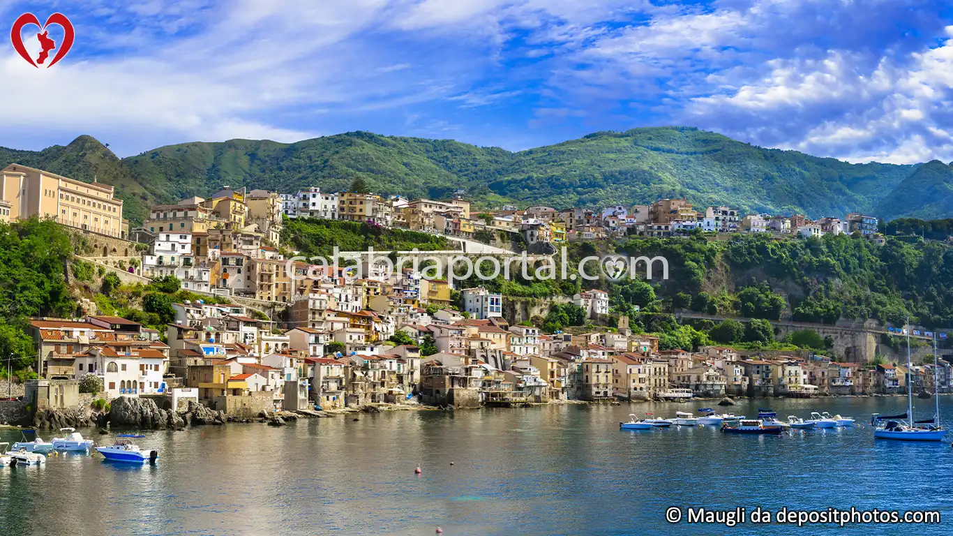 Scorcio Panoramico di Marina Grande di Scilla Scorcio Panoramico di Marina Grande di Scilla
