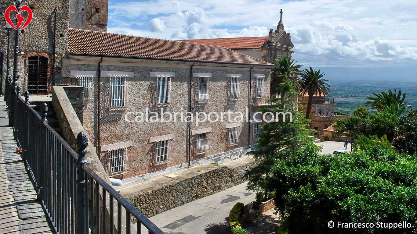 Scorcio del Borgo di Nicotera (VV)