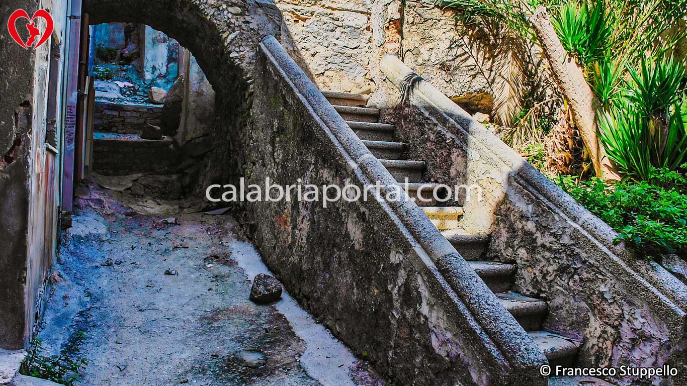 Scorcio del Borgo di Nicotera (VV)