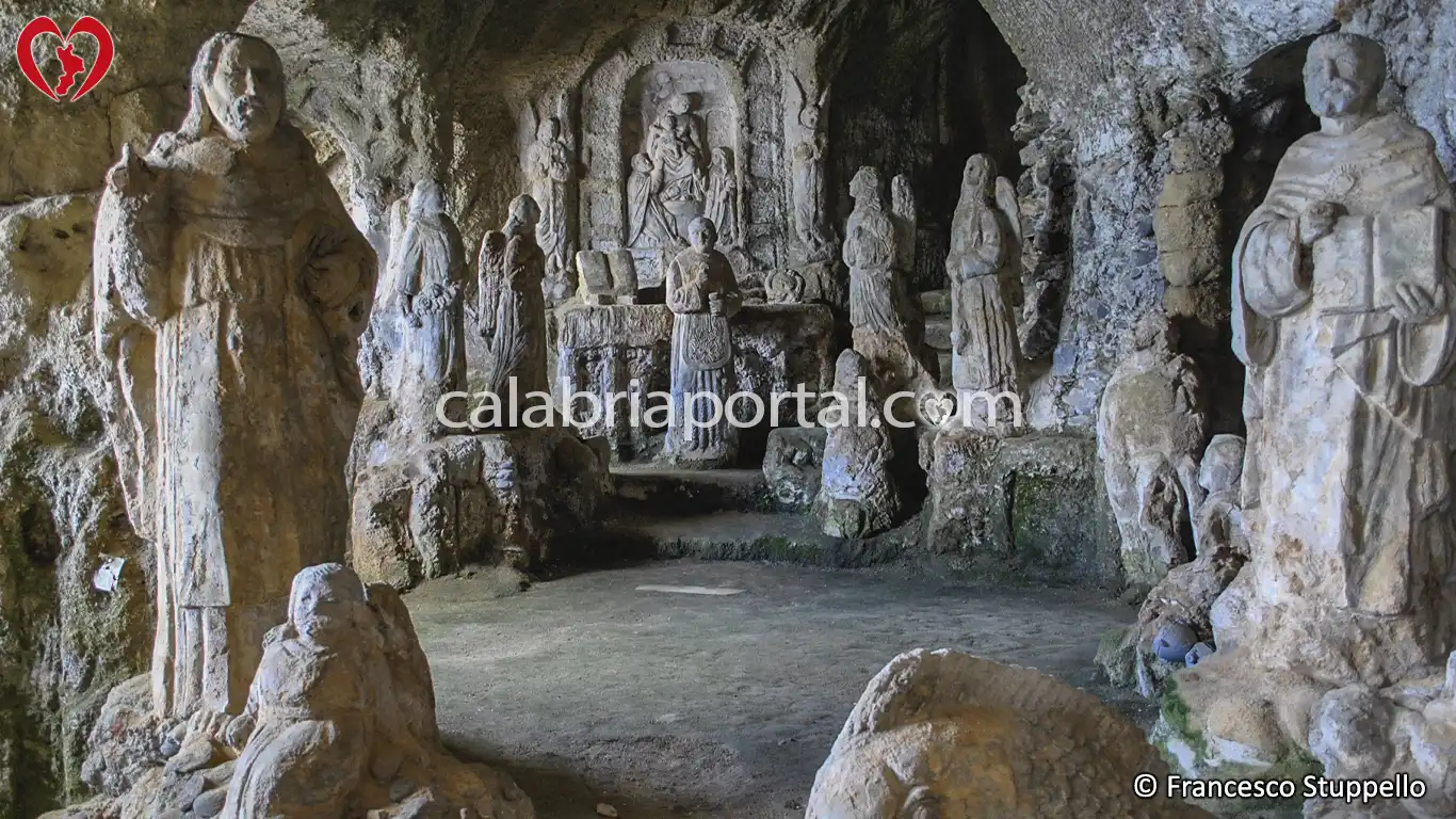 Chiesa di Piedigrotta a Pizzo