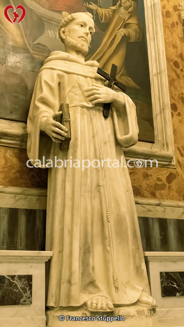 Scultura di San Francesco d'Assisi della Chiesa di San Giorgio Martire a Pizzo