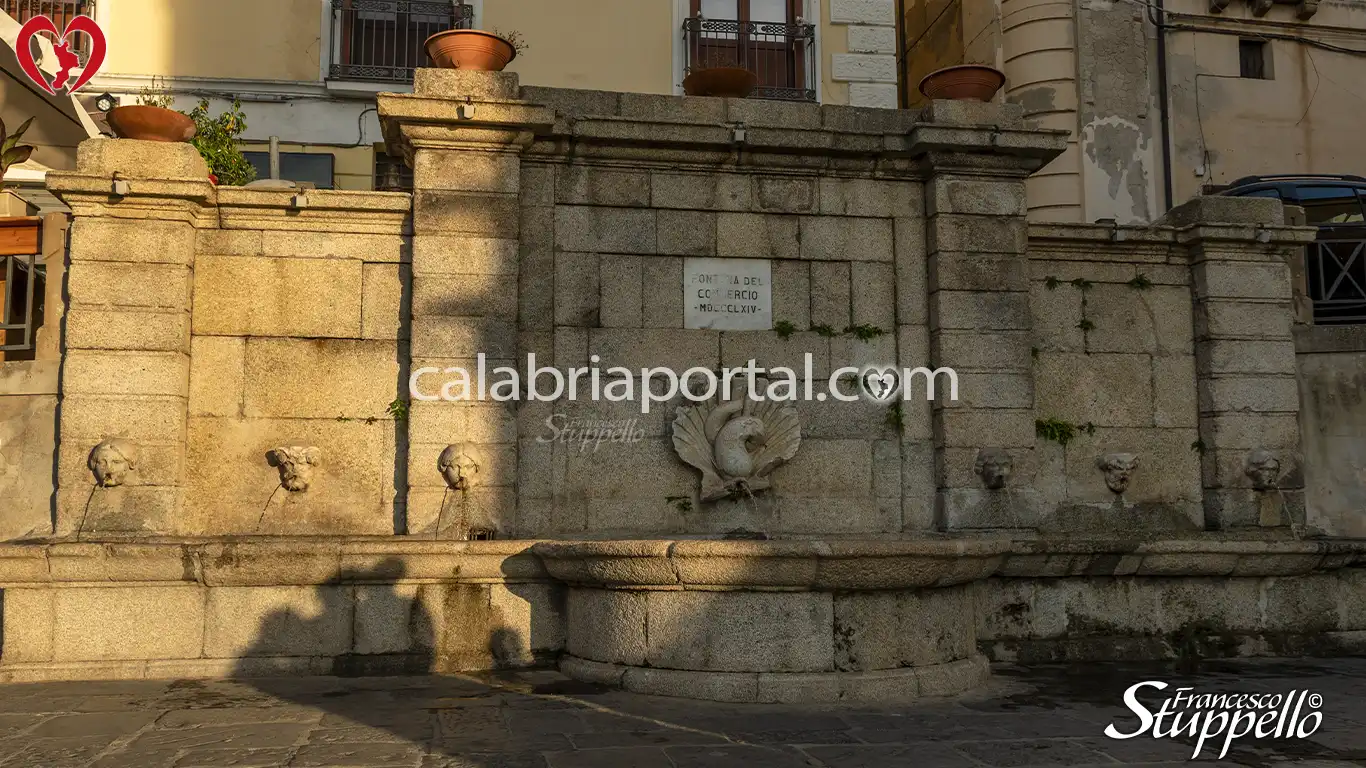 Fontana del Commercio a Pizzo Fontana del Commercio a Pizzo