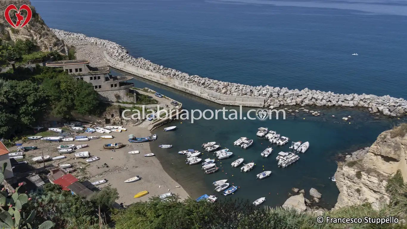 Scorcio del Porto Turistico di Pizzo