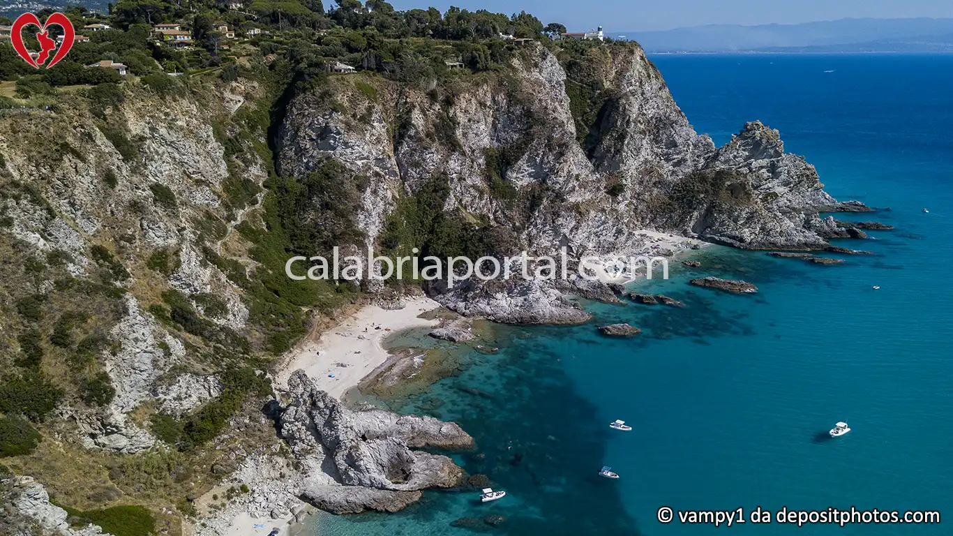 Spiaggia di Praia I Focu a Capo Vaticano Spiaggia di Praia I Focu a Capo Vaticano