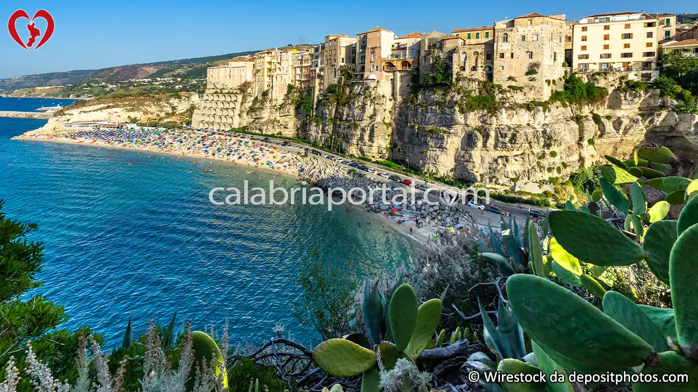 Spiaggia della Rotonda a Tropea