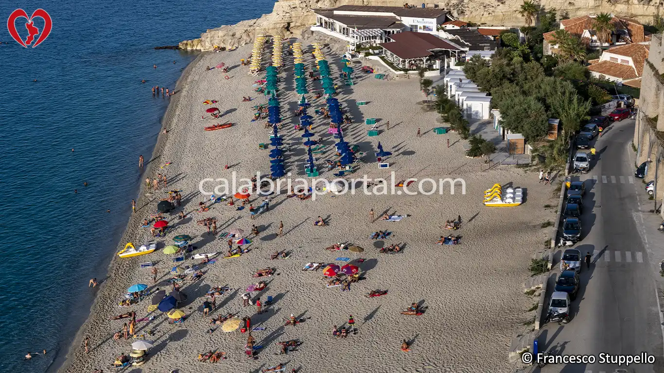Scorcio della Spiaggia della Rotonda a Tropea