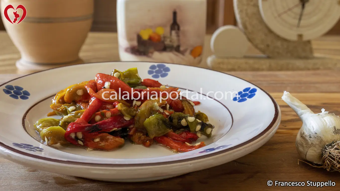 Ricetta dell'Insalata di Peperoni Arrostiti alla Calabrese