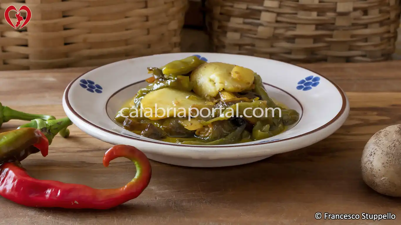 Patate Lesse con Peperoni Fritti