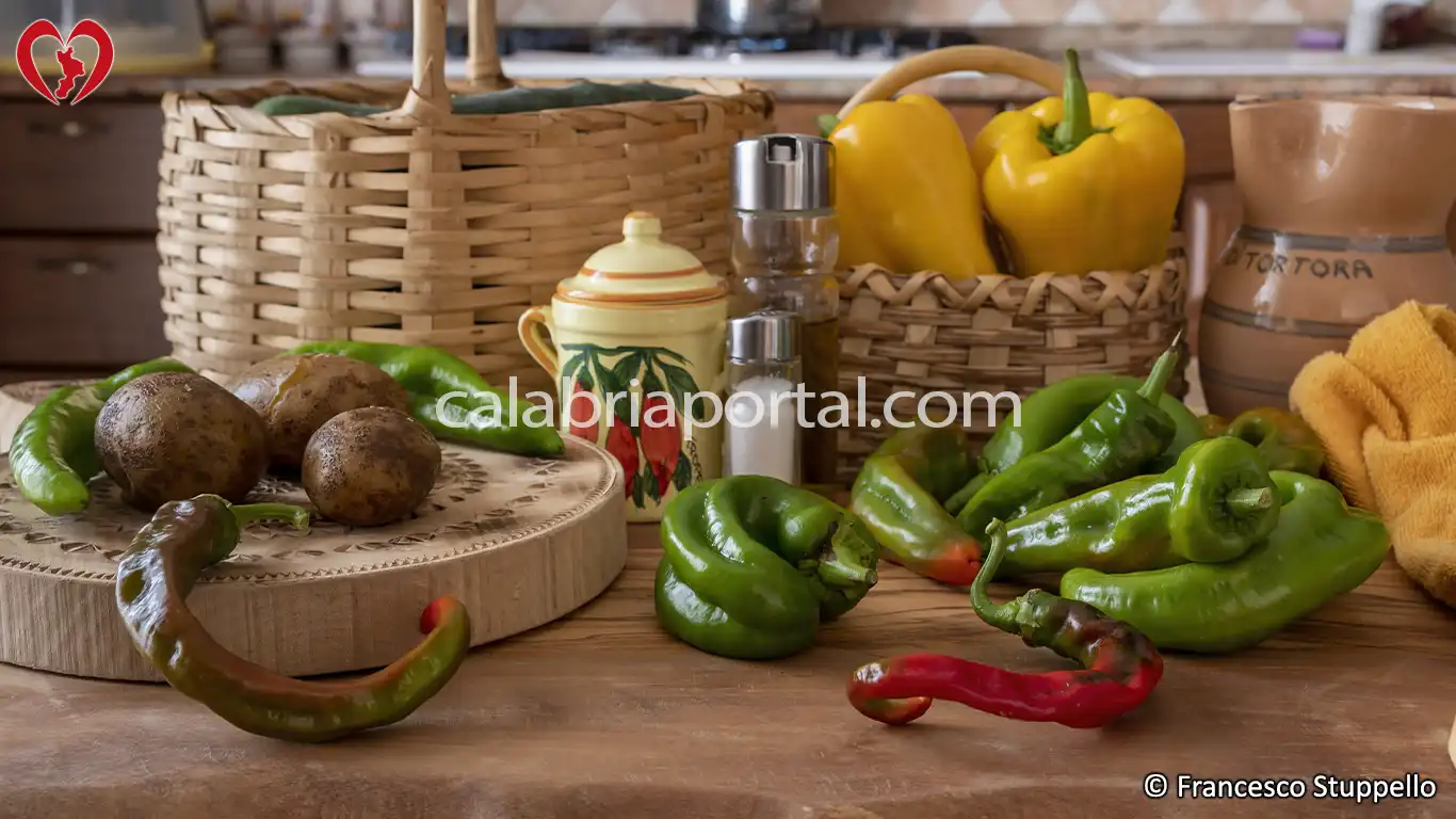 Ricetta delle Patate Lesse con Peperoni alla Calabrese: gli ingredienti
