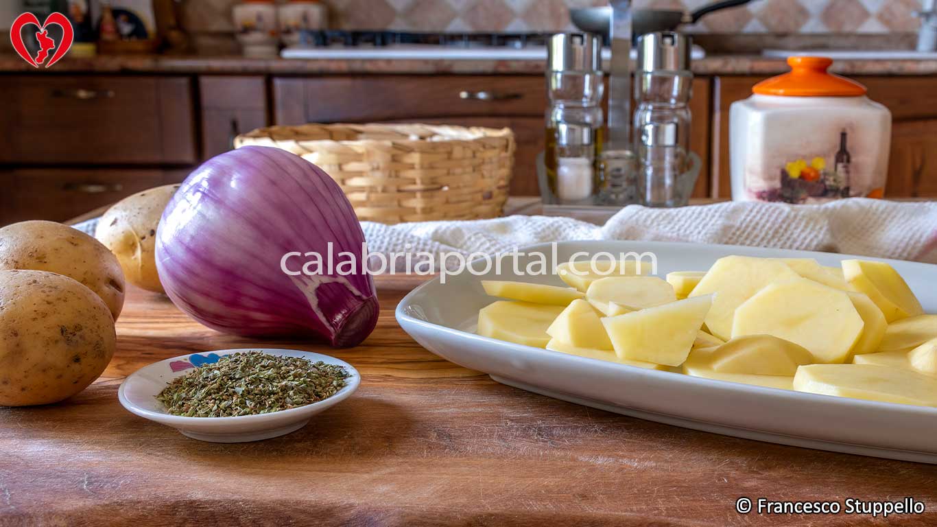 Ricetta delle Patate Mbacchiuse: gli Ingredienti Ricetta delle Patate Mbacchiuse: gli Ingredienti