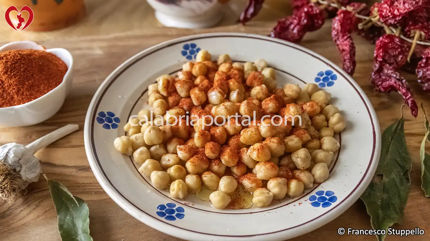 Ricetta dell'Insalata di Ceci alla Calabrese Ricetta dell'Insalata di Ceci alla Calabrese