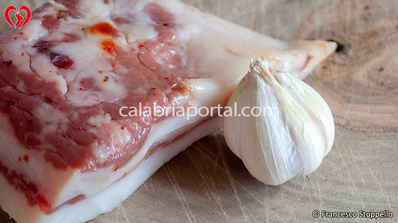 Ricetta dei Vermicelli al Guanciale alla Calabrese: ingredienti Ricetta dei Vermicelli al Guanciale alla Calabrese: ingredienti