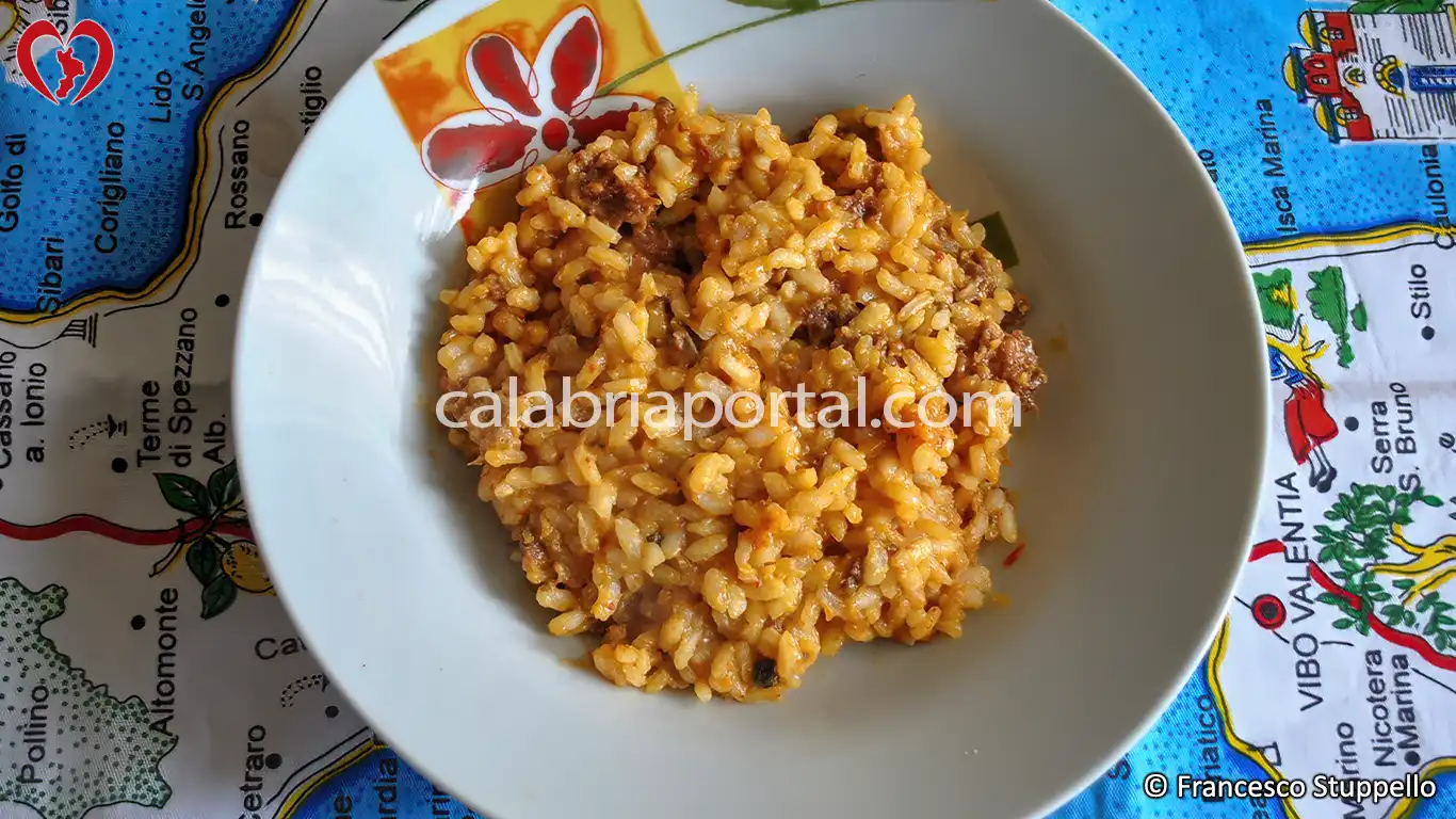Ricetta del Riso con la Nnuglia alla Calabrese: impiattate e servite