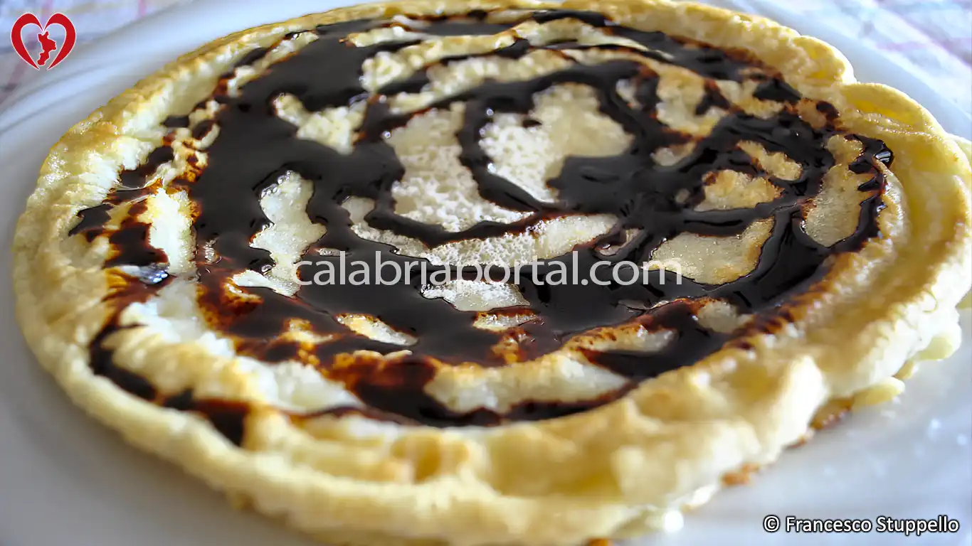 Pitta Fritta con Miele di Fichi