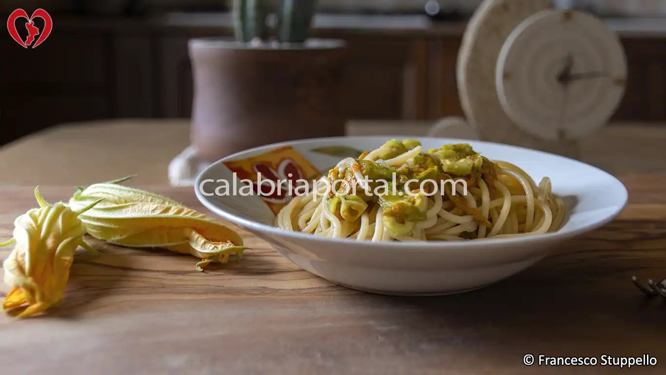 Spaghetti con Fiori di Zucca