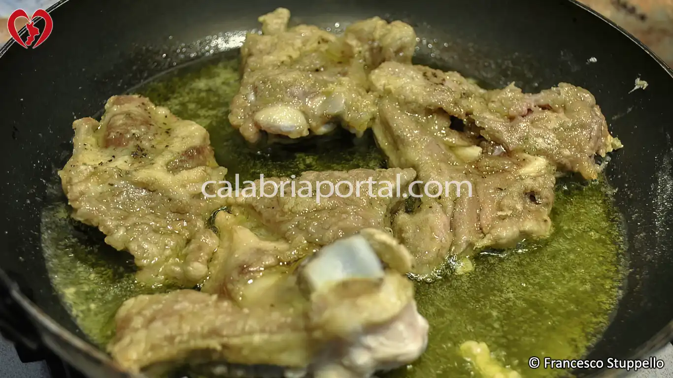 Ricetta Calabrese dell'Agnello Fritto alla Catanzarese Ricetta Calabrese dell'Agnello Fritto alla Catanzarese