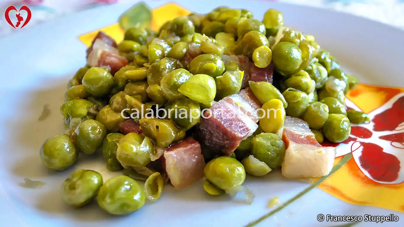 Ricetta dei Piselli e Pancetta alla Calabrese Ricetta dei Piselli e Pancetta alla Calabrese