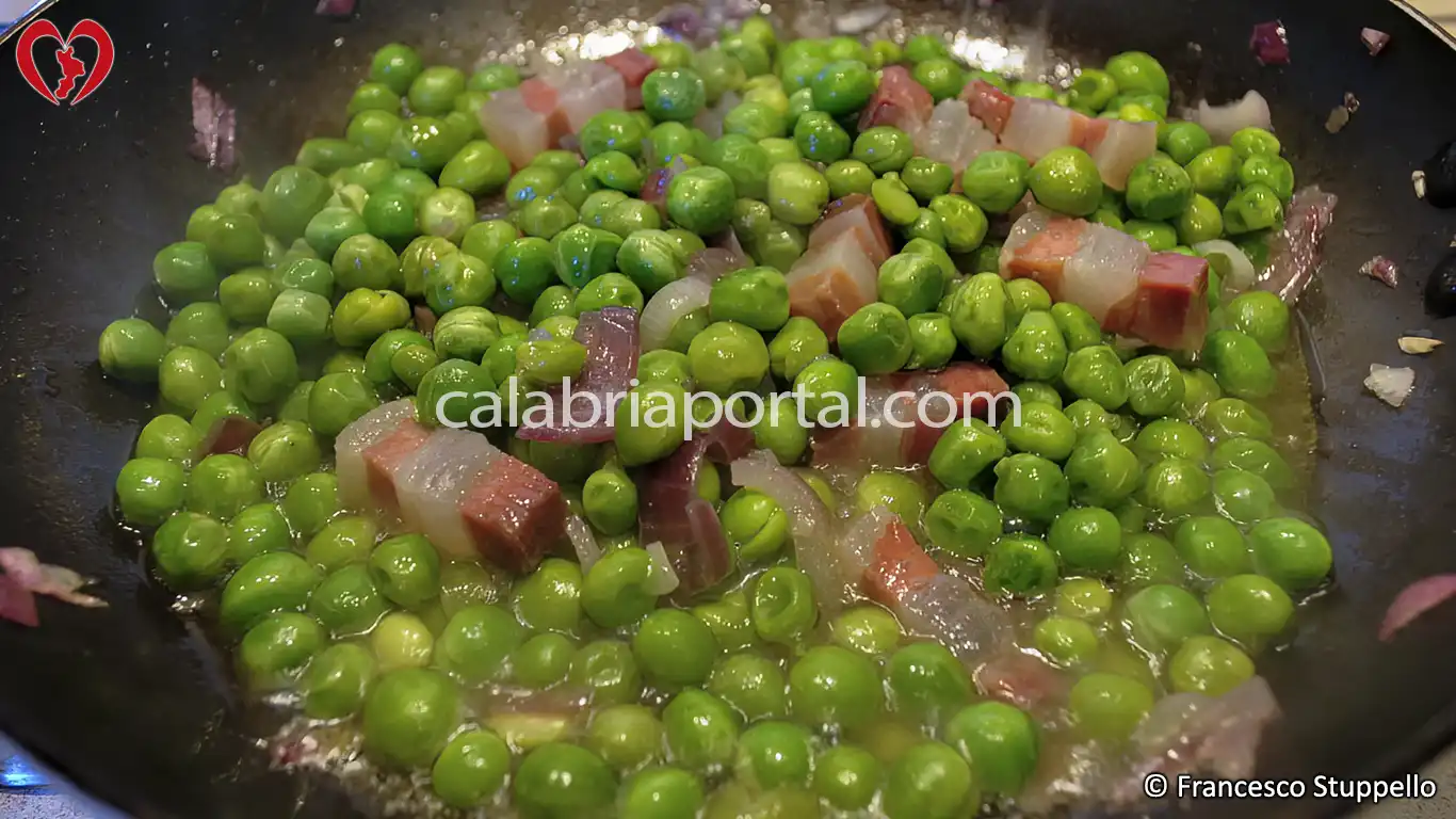 Ricetta dei Piselli e Pancetta alla Calabrese Ricetta dei Piselli e Pancetta alla Calabrese