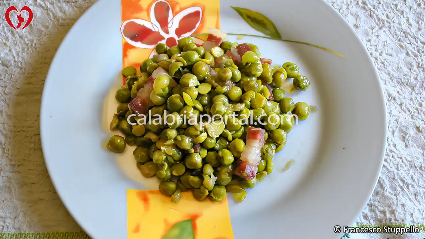 Ricetta dei Piselli e Pancetta alla Calabrese Ricetta dei Piselli e Pancetta alla Calabrese