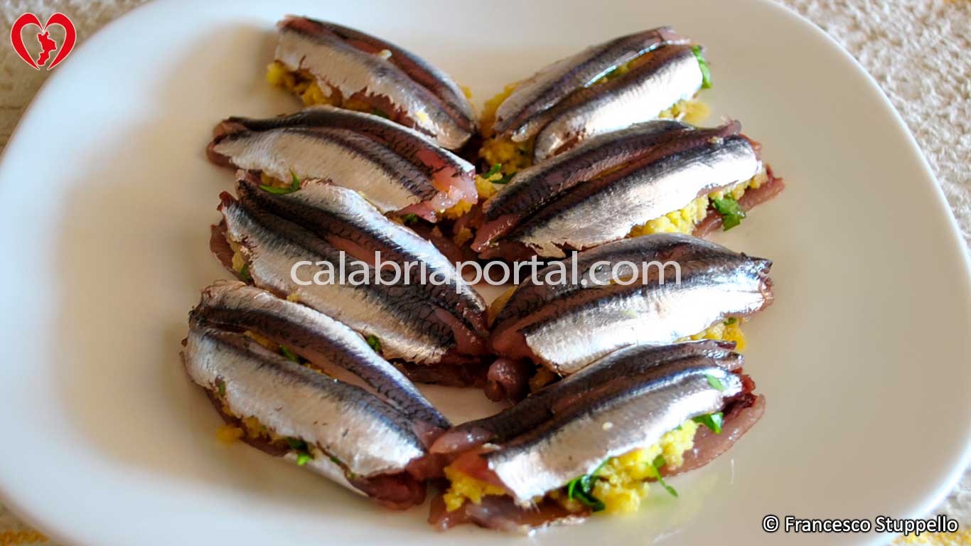 Ricetta delle Alici Ripiene alla Calabrese: Filetti Imbottiti
