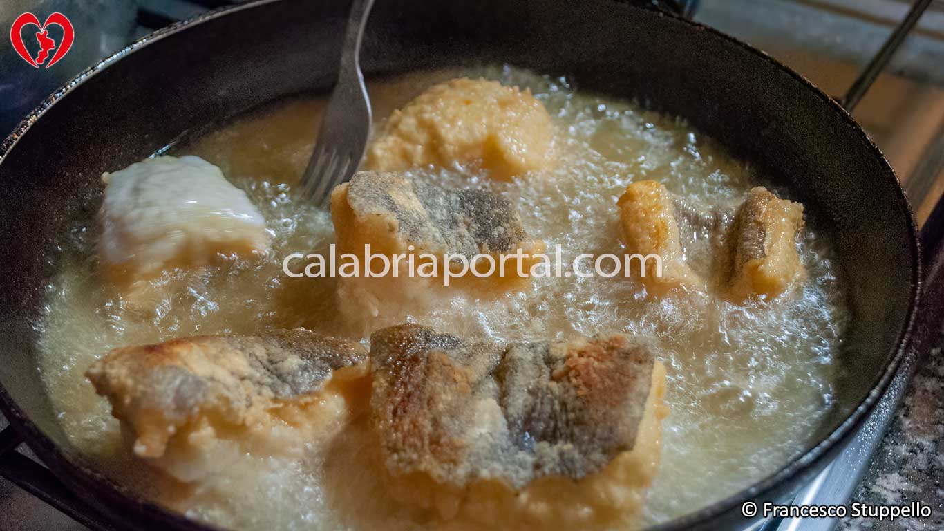 Ricetta del Baccalà Fritto alla Calabrese: Frittura Ricetta del Baccalà Fritto alla Calabrese: Frittura