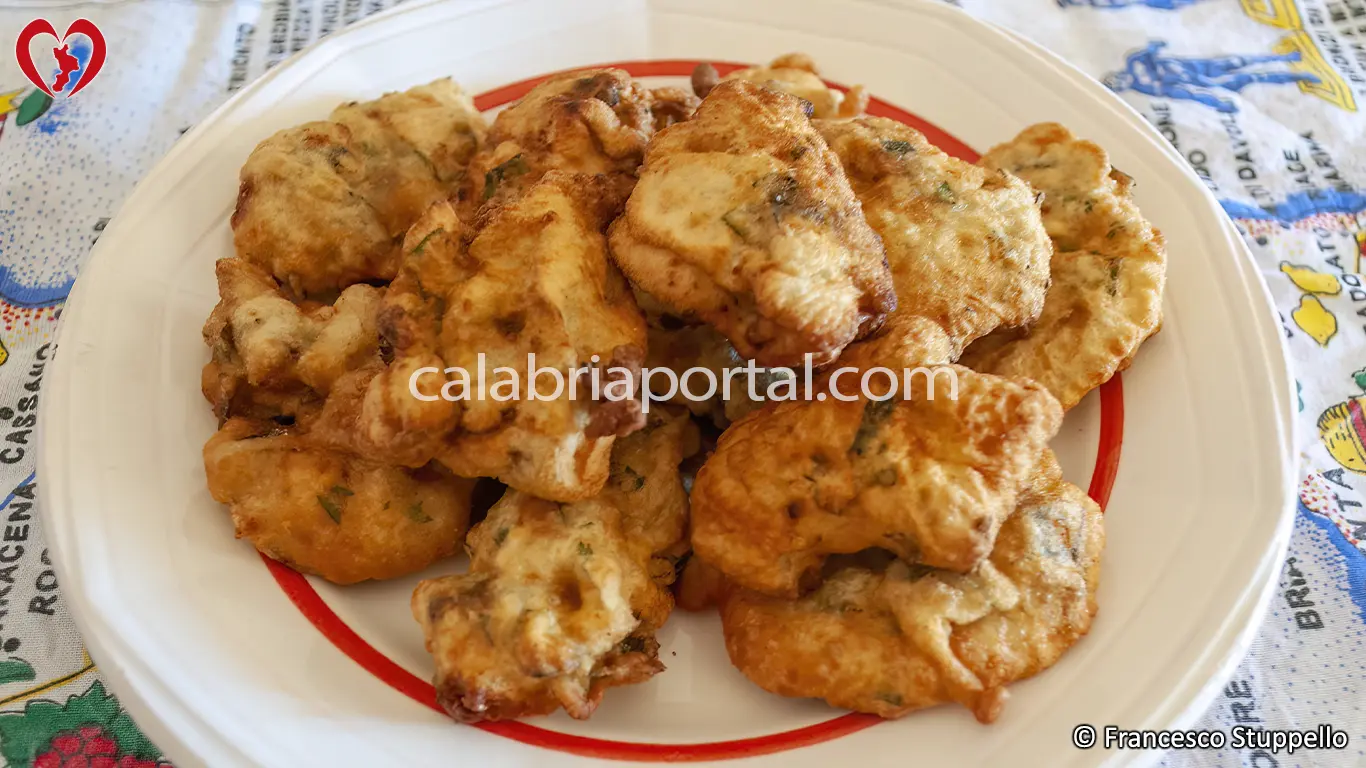 Ricetta delle Frittelle di Alici alla Calabrese Ricetta delle Frittelle di Alici alla Calabrese