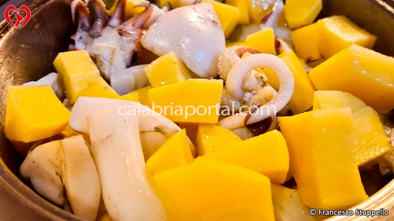 Ricetta Seppie e Patate in Umido