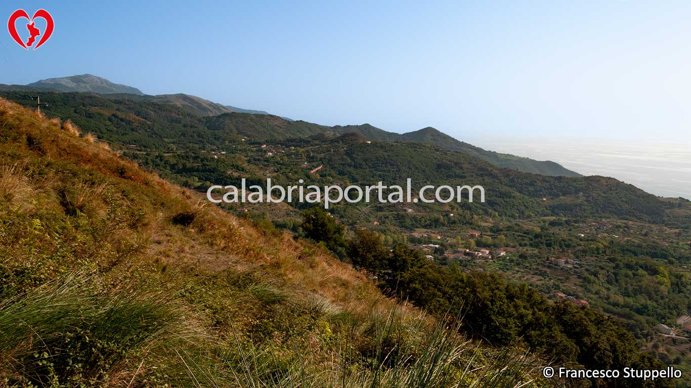 Scorcio della Catena Costiera - Appennino Paolano Scorcio della Catena Costiera - Appennino Paolano