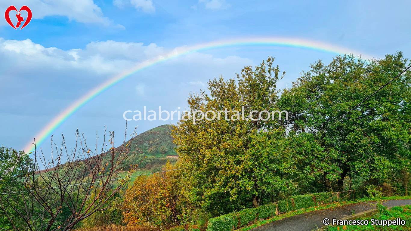 Arcobaleno su Cozzo Cucurvo Arcobaleno su Cozzo Cucurvo