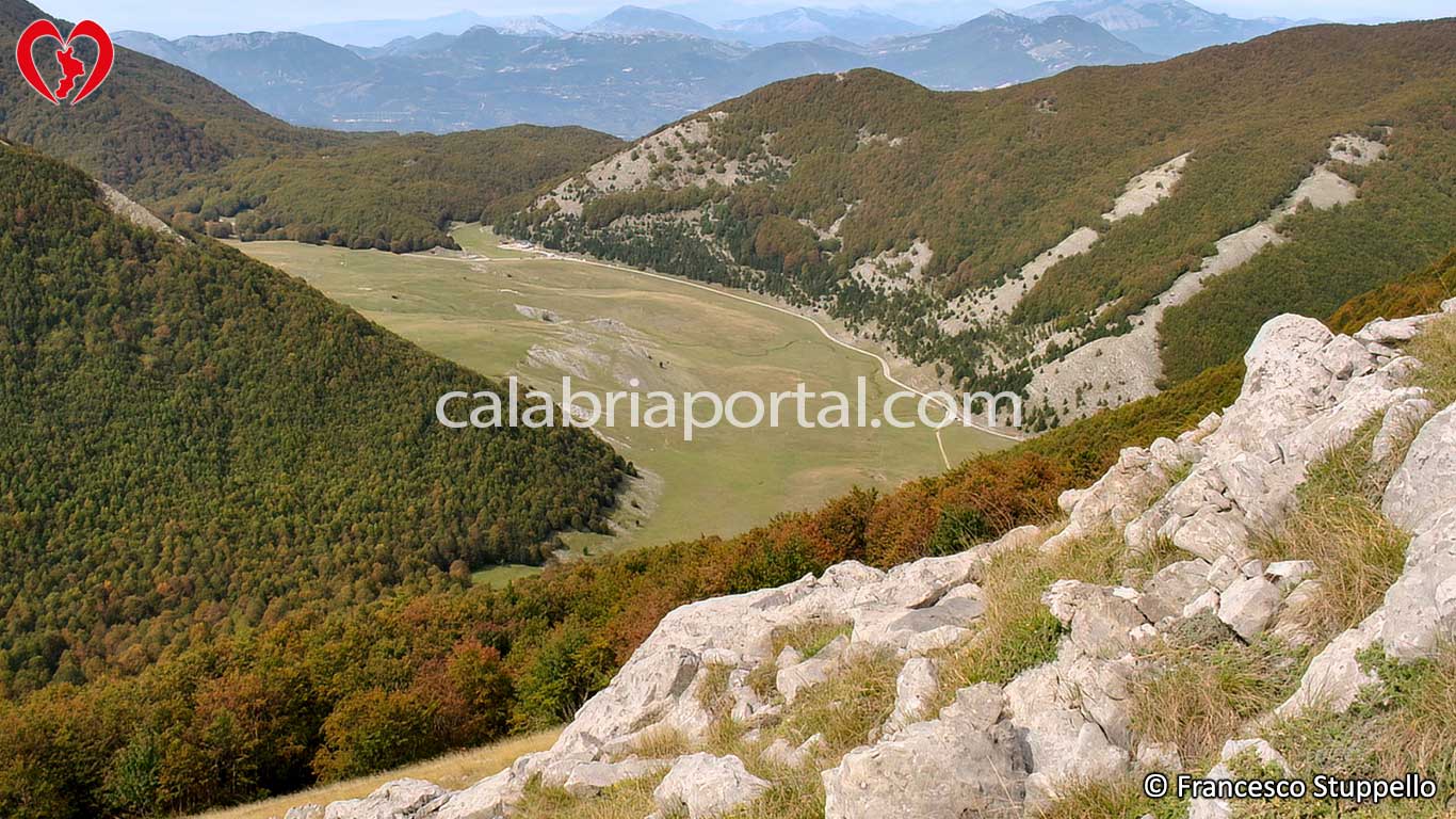 Scorci del Massiccio del Pollino Scorci del Massiccio del Pollino