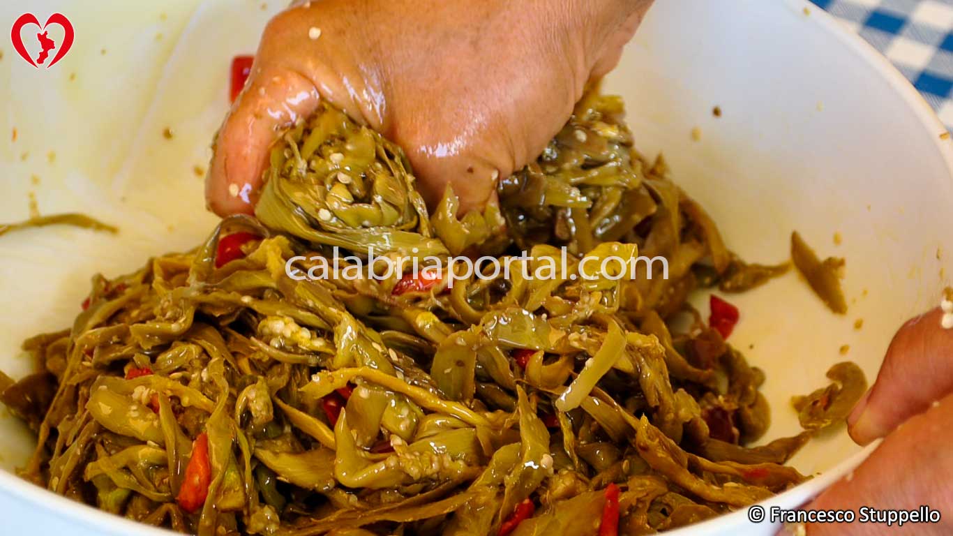 Ricetta dei Filetti di Melanzane alla Calabrese: Condimento di Filetti
