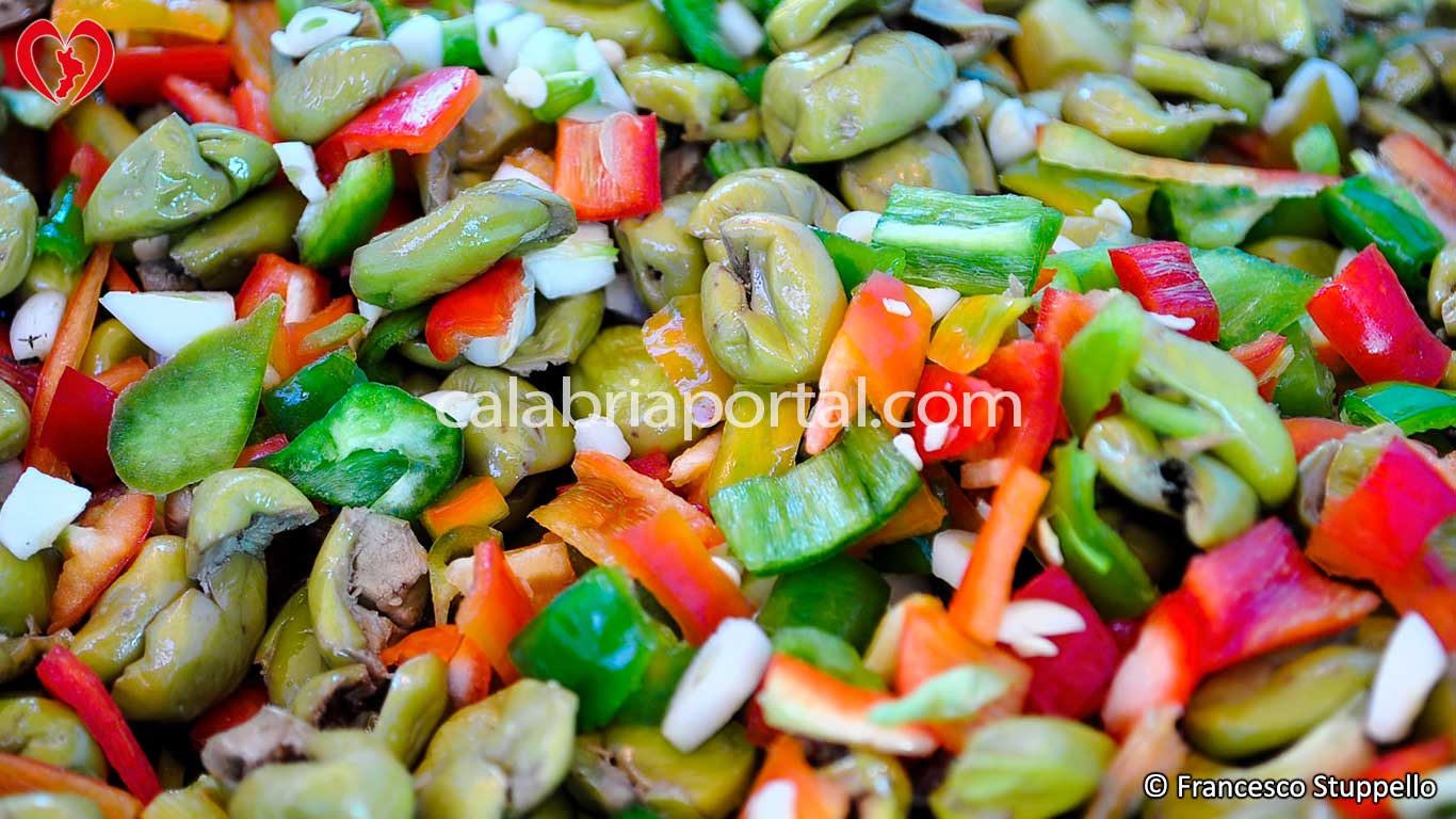 Olive Schiacciate Sott'olio alla Calabrese la Ricetta Originale