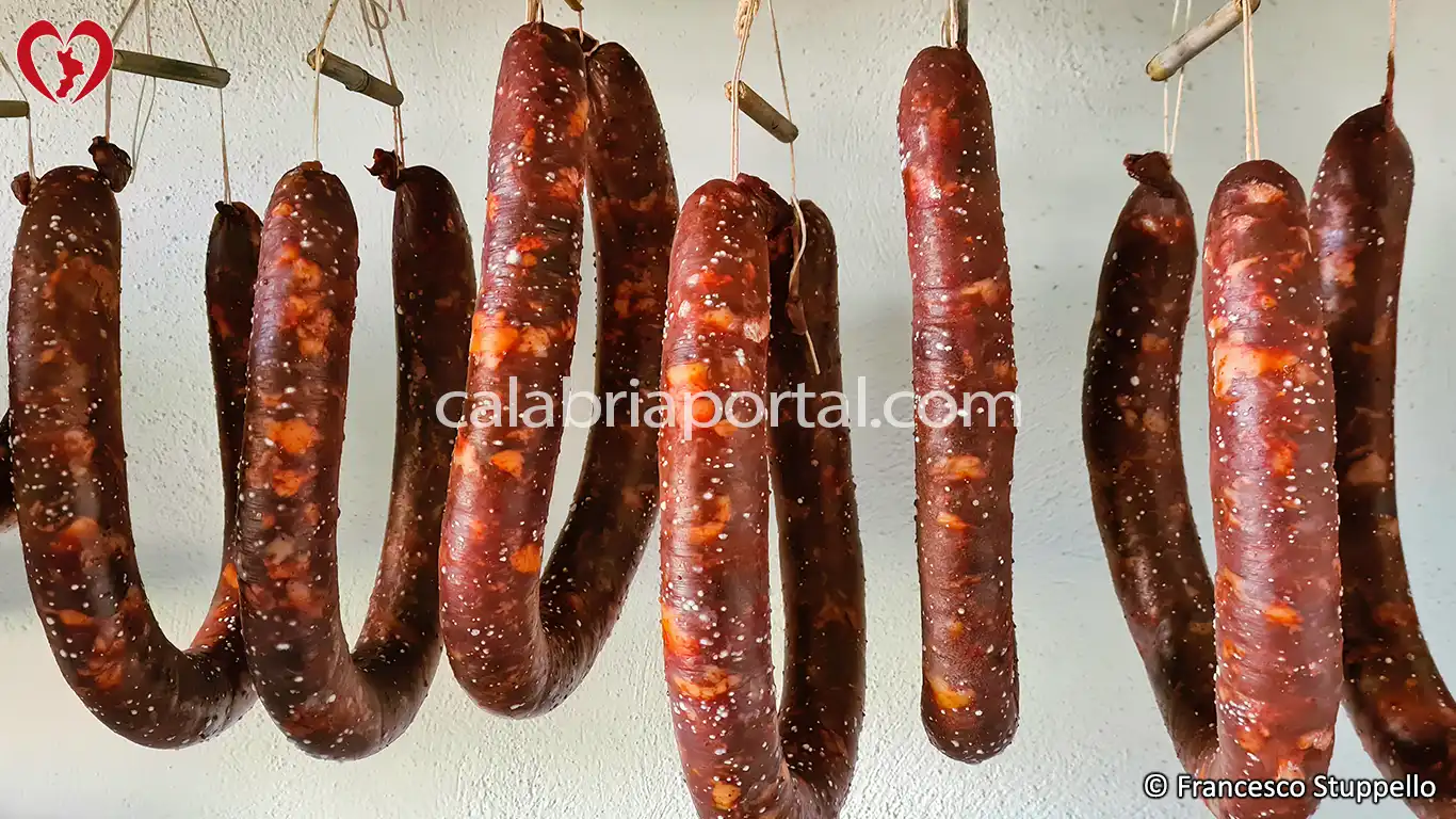 Salsiccia Calabrese salame tipico della Calabria